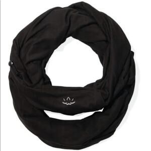 New Beyond Yoga Infinity Hidden Pocket Super Soft Scarf Black Runner Hiking